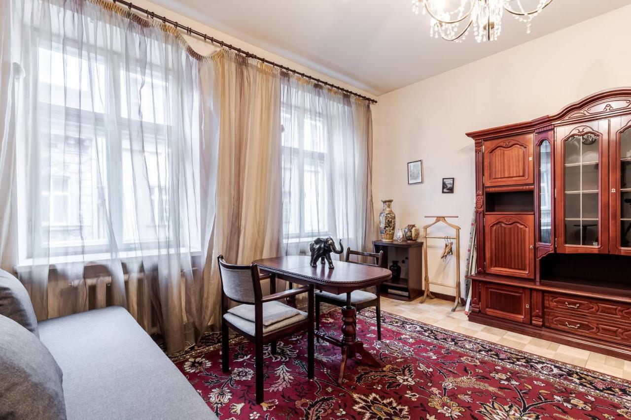 Doroshenka Antique Apartment إلفيف المظهر الخارجي الصورة