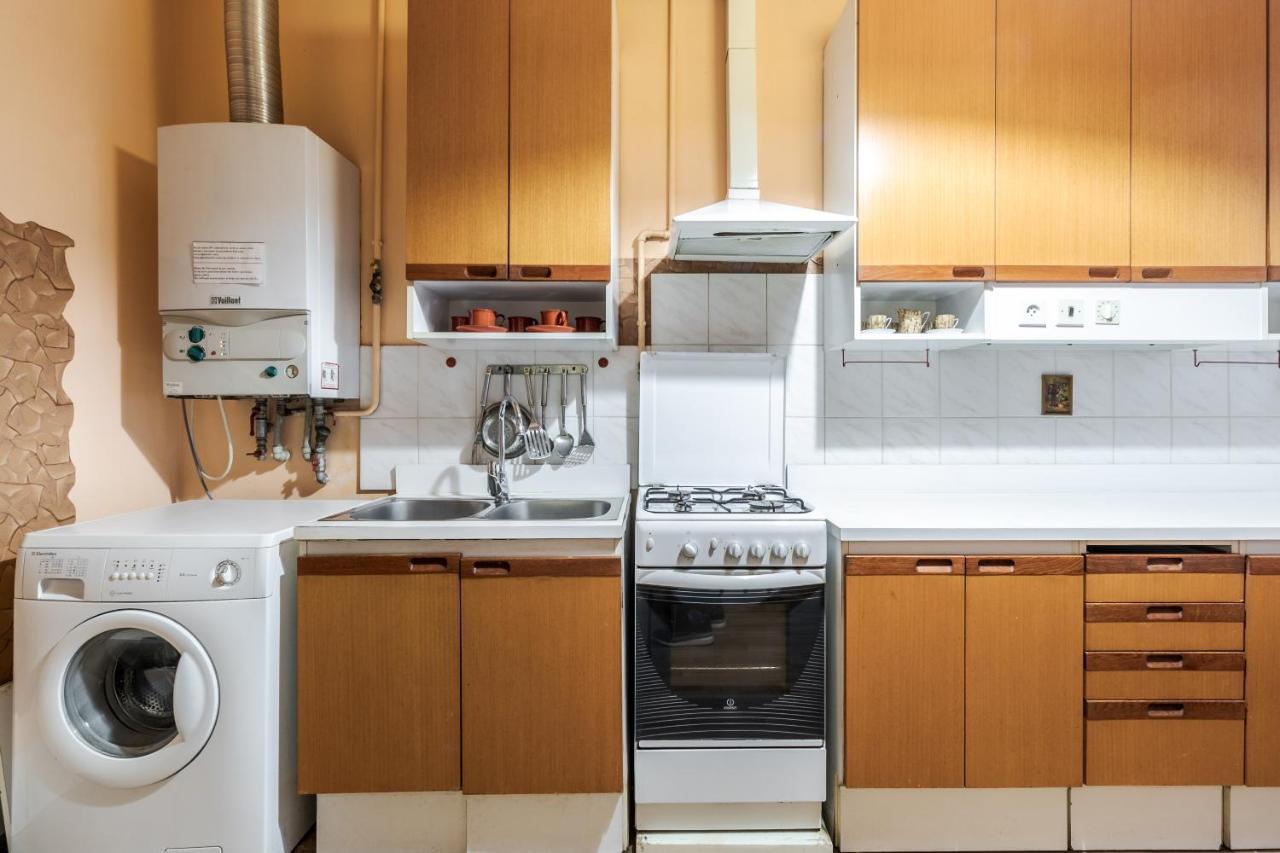 Doroshenka Antique Apartment إلفيف المظهر الخارجي الصورة